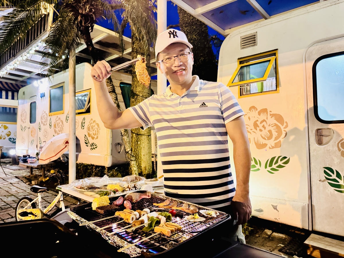 ★嘉義露營住宿推薦★『詩情花園渡假村』一泊二食豪華露營車只要 ★嘉義露營住宿推薦★『詩情花園渡假村』一泊二食豪華露營車只要