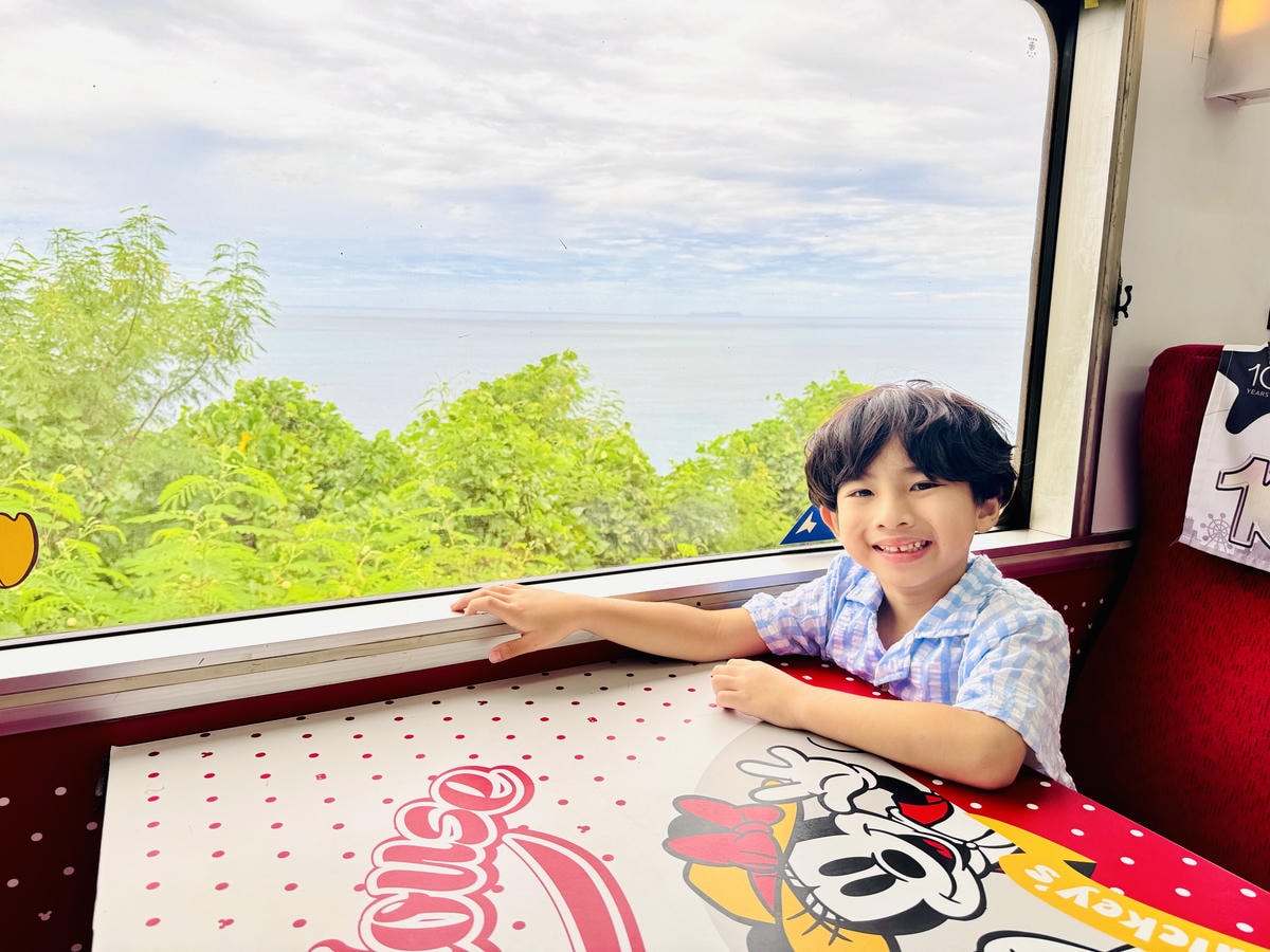 ★環島之星夢想號--迪士尼列車★ 全台最夢幻台鐵列車,環島一 ★環島之星夢想號--迪士尼列車★ 全台最夢幻台鐵列車,環島一