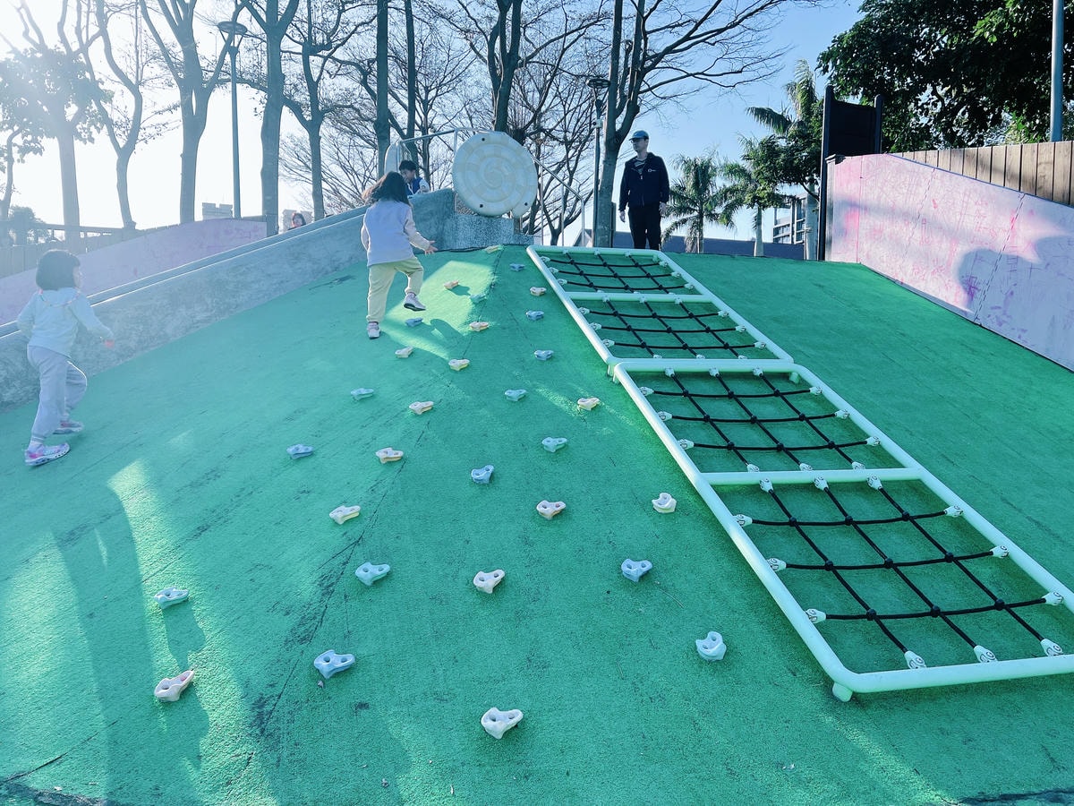 ★桃園●龜山大華親子館*車控必收藏的免費景點~室內外都好好玩 ★桃園●龜山大華親子館*車控必收藏的免費景點~室內外都好好玩