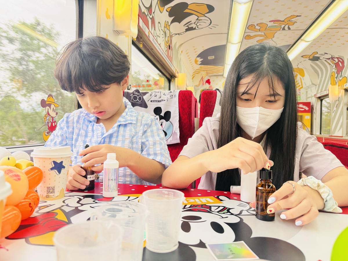 ★環島之星夢想號--迪士尼列車★ 全台最夢幻台鐵列車,環島一 ★環島之星夢想號--迪士尼列車★ 全台最夢幻台鐵列車,環島一