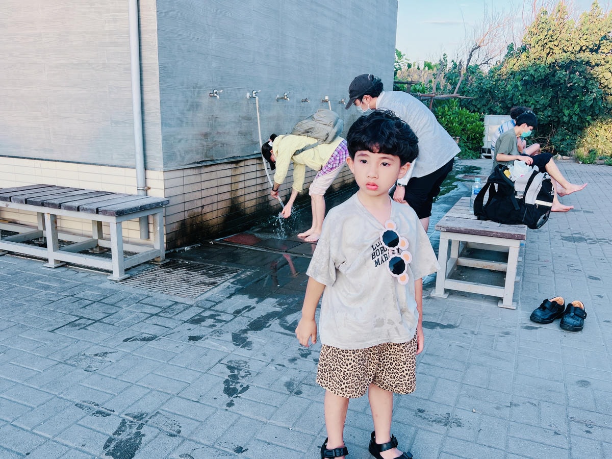 ★彰化●王功漁港*超好玩刺激的鐵牛車體驗,挖蛤烤蚵一次滿足大 ★彰化●王功漁港*超好玩刺激的鐵牛車體驗,挖蛤烤蚵一次滿足大