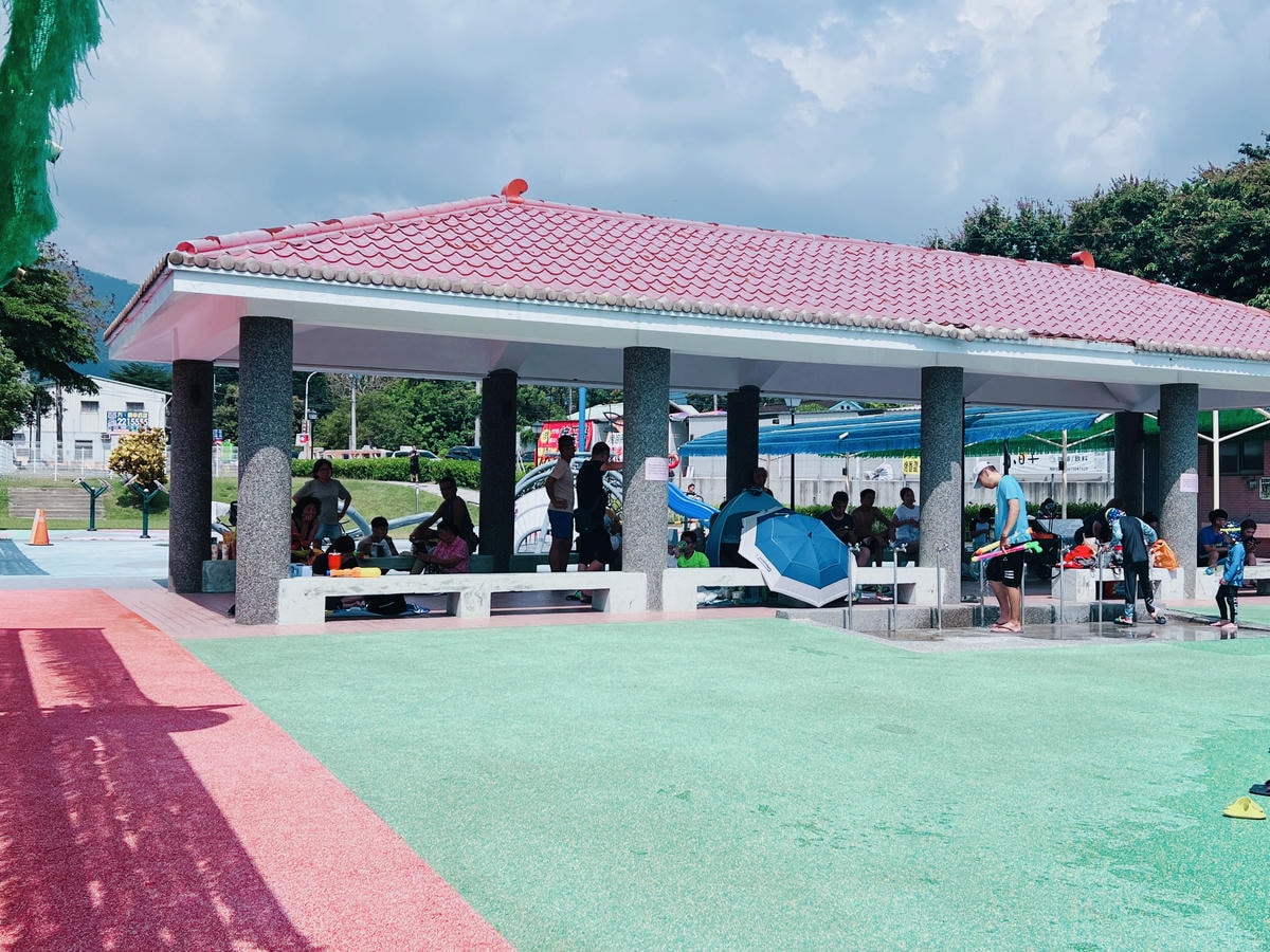 ★嘉義●竹崎*竹崎親水公園*夏日限定免費玩水景點,有大水桶、 ★嘉義●竹崎*竹崎親水公園*夏日限定免費玩水景點,有大水桶、
