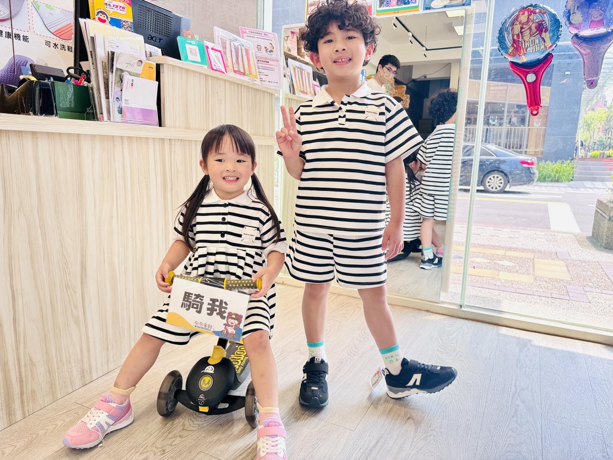 ★童鞋推薦★0~12歲鞋款最多最齊全的童鞋店『布布童鞋』,由 ★童鞋推薦★0~12歲鞋款最多最齊全的童鞋店『布布童鞋』,由