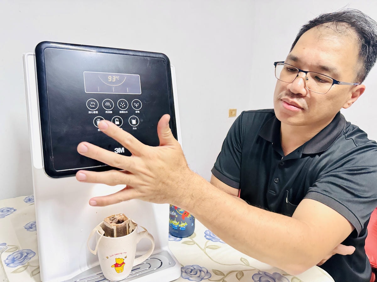 ★好物推薦★3M 4.5L免安裝三道式濾淨冷熱飲水機 L22 ★好物推薦★3M 4.5L免安裝三道式濾淨冷熱飲水機 L22