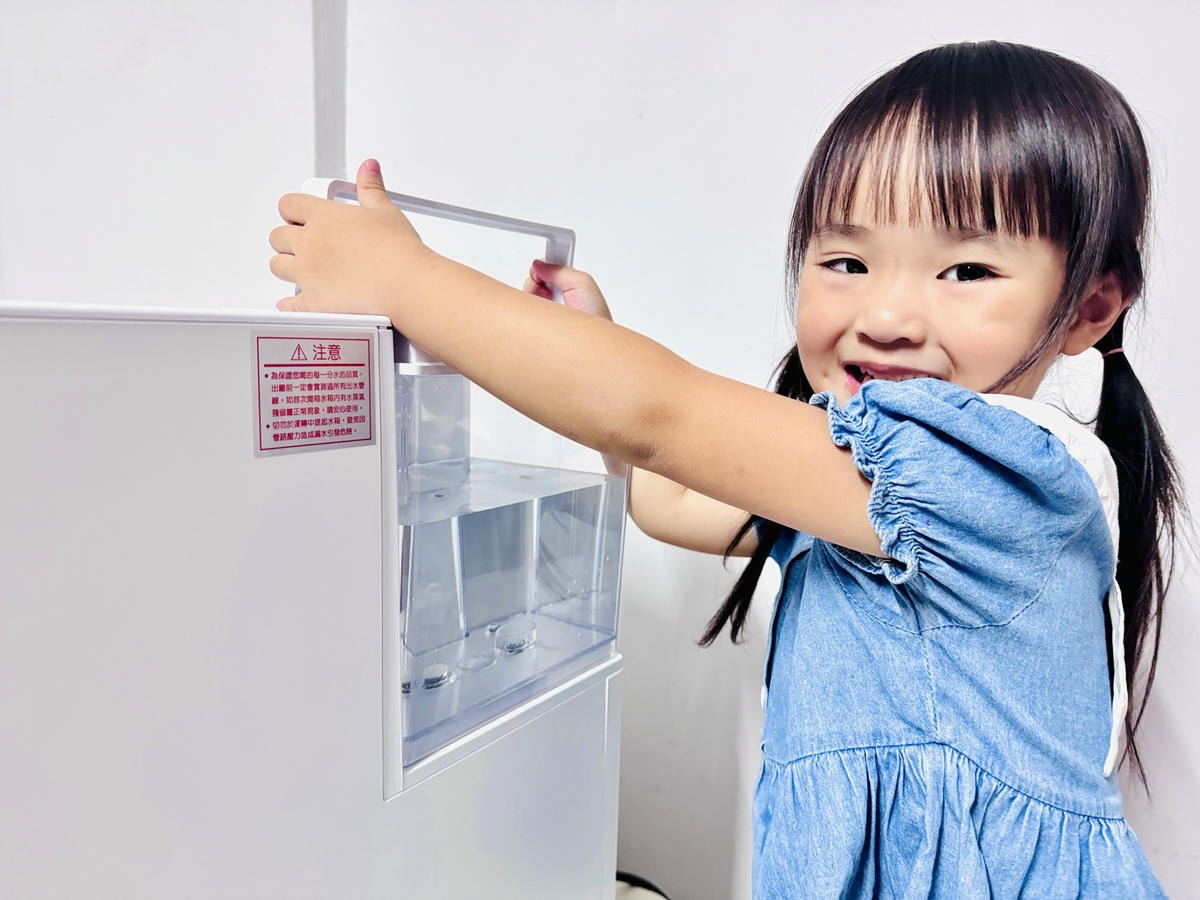 ★好物推薦★3M 4.5L免安裝三道式濾淨冷熱飲水機 L22 ★好物推薦★3M 4.5L免安裝三道式濾淨冷熱飲水機 L22