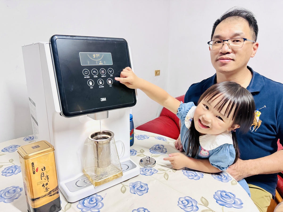 ★好物推薦★3M 4.5L免安裝三道式濾淨冷熱飲水機 L22 ★好物推薦★3M 4.5L免安裝三道式濾淨冷熱飲水機 L22