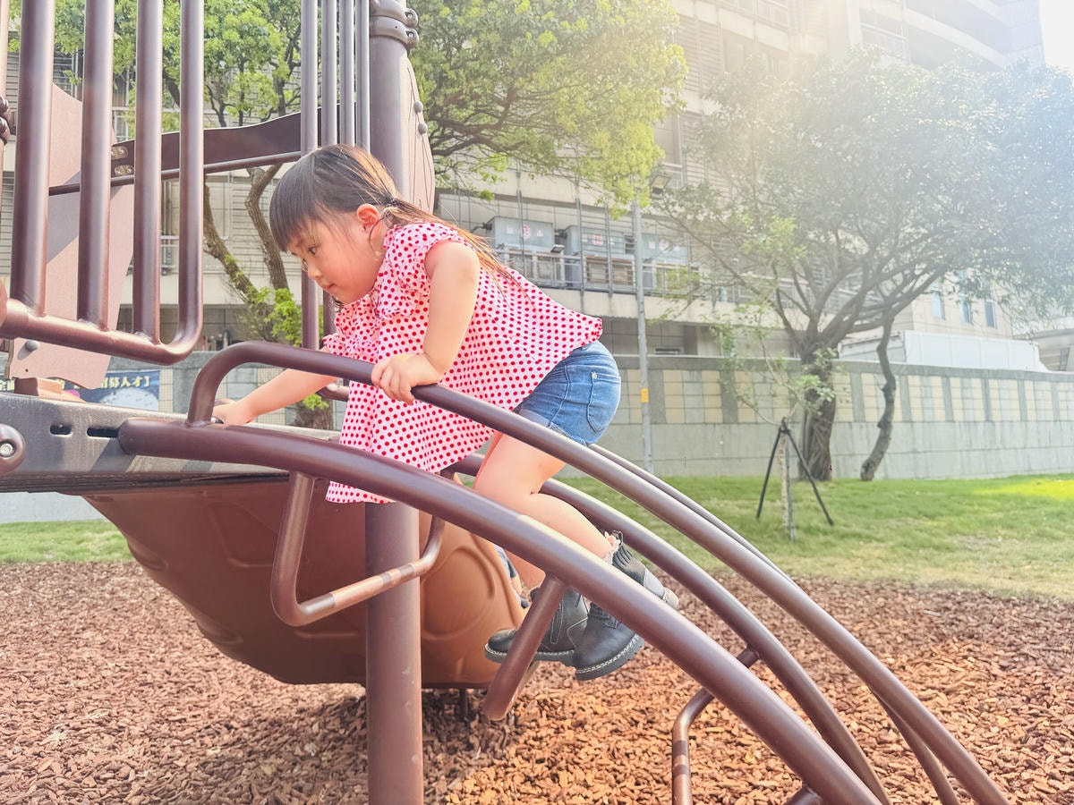 ★桃園親子景點推薦★全新的『星河親子公園』,超有質感的森林風 ★桃園親子景點推薦★全新的『星河親子公園』,超有質感的森林風