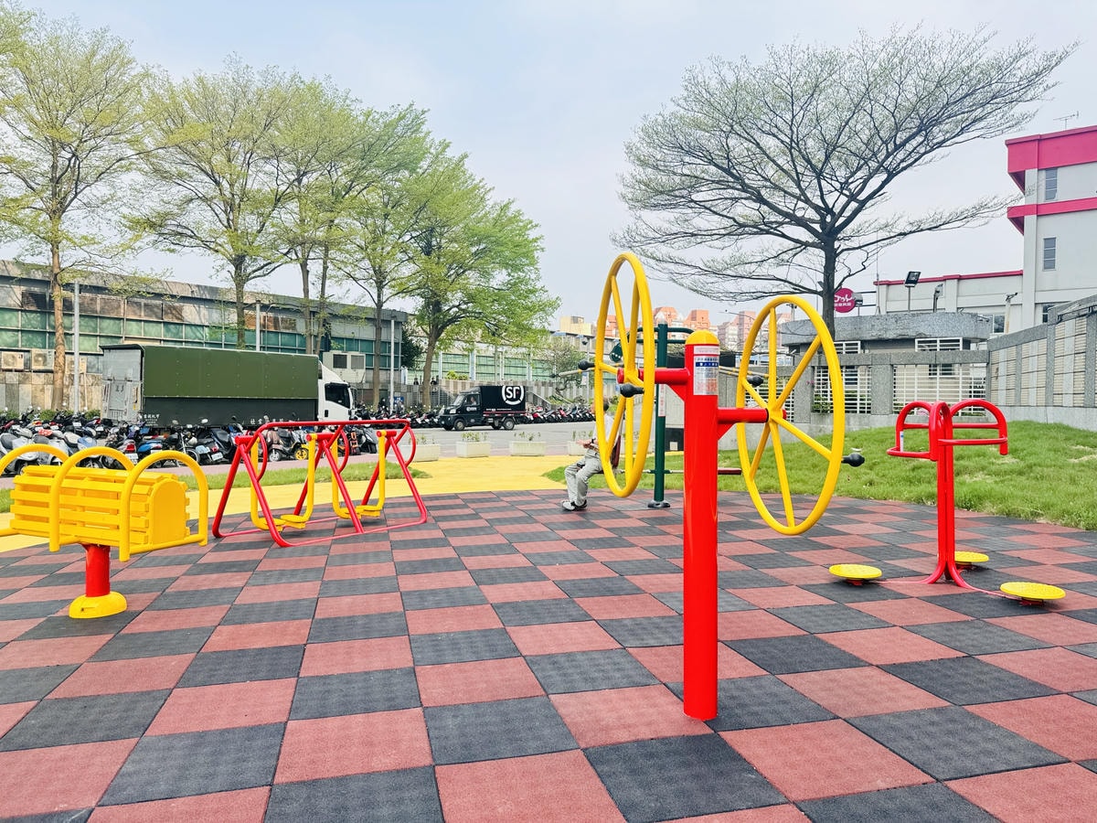 ★桃園親子景點推薦★全新的『星河親子公園』,超有質感的森林風 ★桃園親子景點推薦★全新的『星河親子公園』,超有質感的森林風