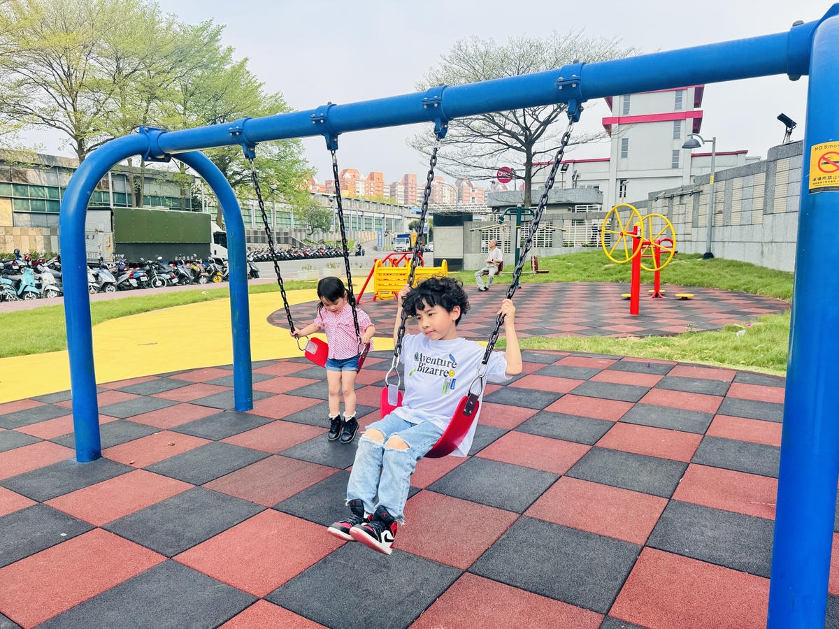 ★桃園親子景點推薦★全新的『星河親子公園』,超有質感的森林風 ★桃園親子景點推薦★全新的『星河親子公園』,超有質感的森林風