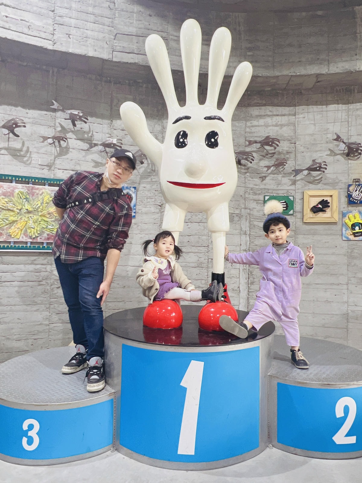 ★彰化●台灣手套博物館＊免費親子點，好玩又放電！