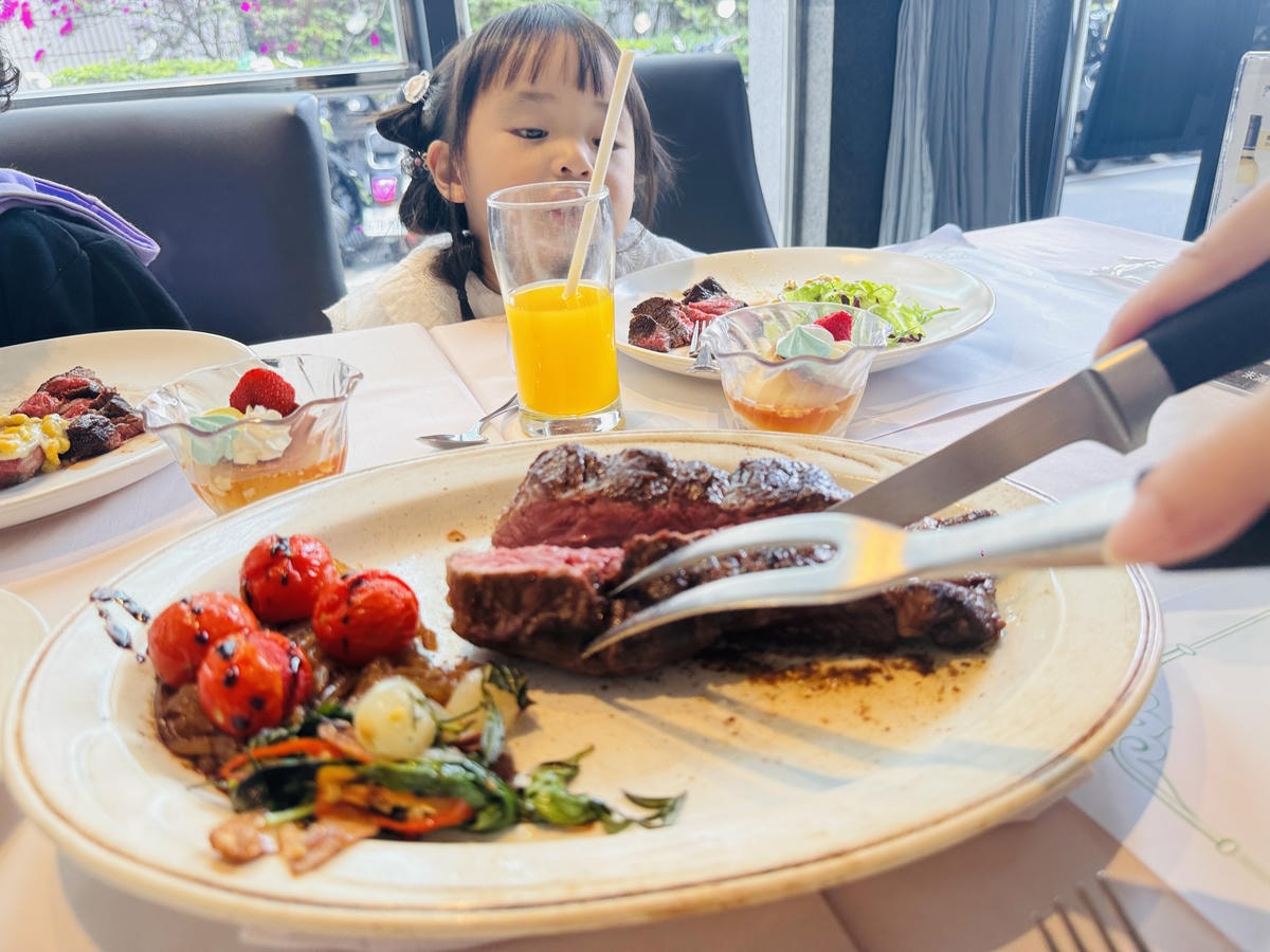 ★台北餐廳推薦★老字號經典牛排館『雅室牛排-仁愛圓環店』,情 ★台北餐廳推薦★老字號經典牛排館『雅室牛排-仁愛圓環店』,情