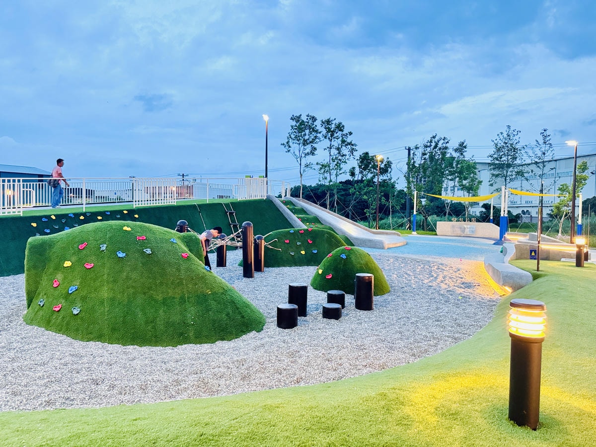 ★桃園親子景點推薦★蘆竹最新特色遊戲場『新龍公園』,磨石子滑 ★桃園親子景點推薦★蘆竹最新特色遊戲場『新龍公園』,磨石子滑
