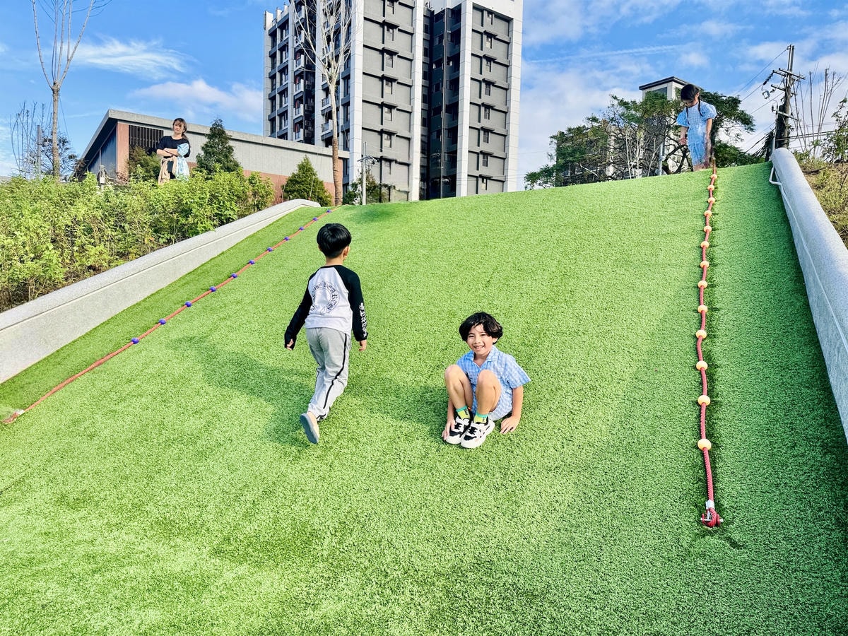 ★桃園親子景點推薦★桃園最新特色遊戲場『華興池生態埤塘公園』 ★桃園親子景點推薦★桃園最新特色遊戲場『華興池生態埤塘公園』