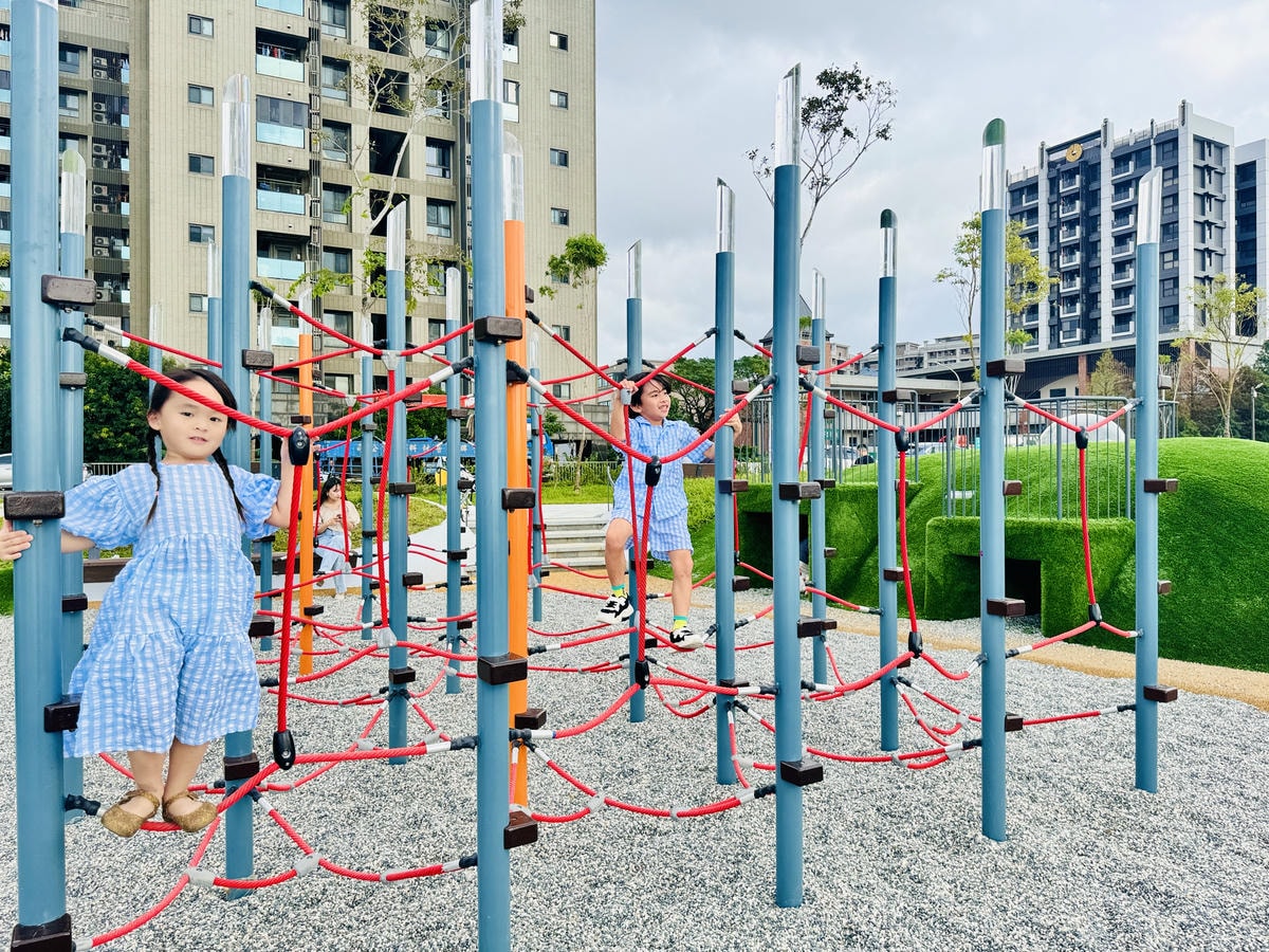 ★桃園親子景點推薦★桃園最新特色遊戲場『華興池生態埤塘公園』 ★桃園親子景點推薦★桃園最新特色遊戲場『華興池生態埤塘公園』