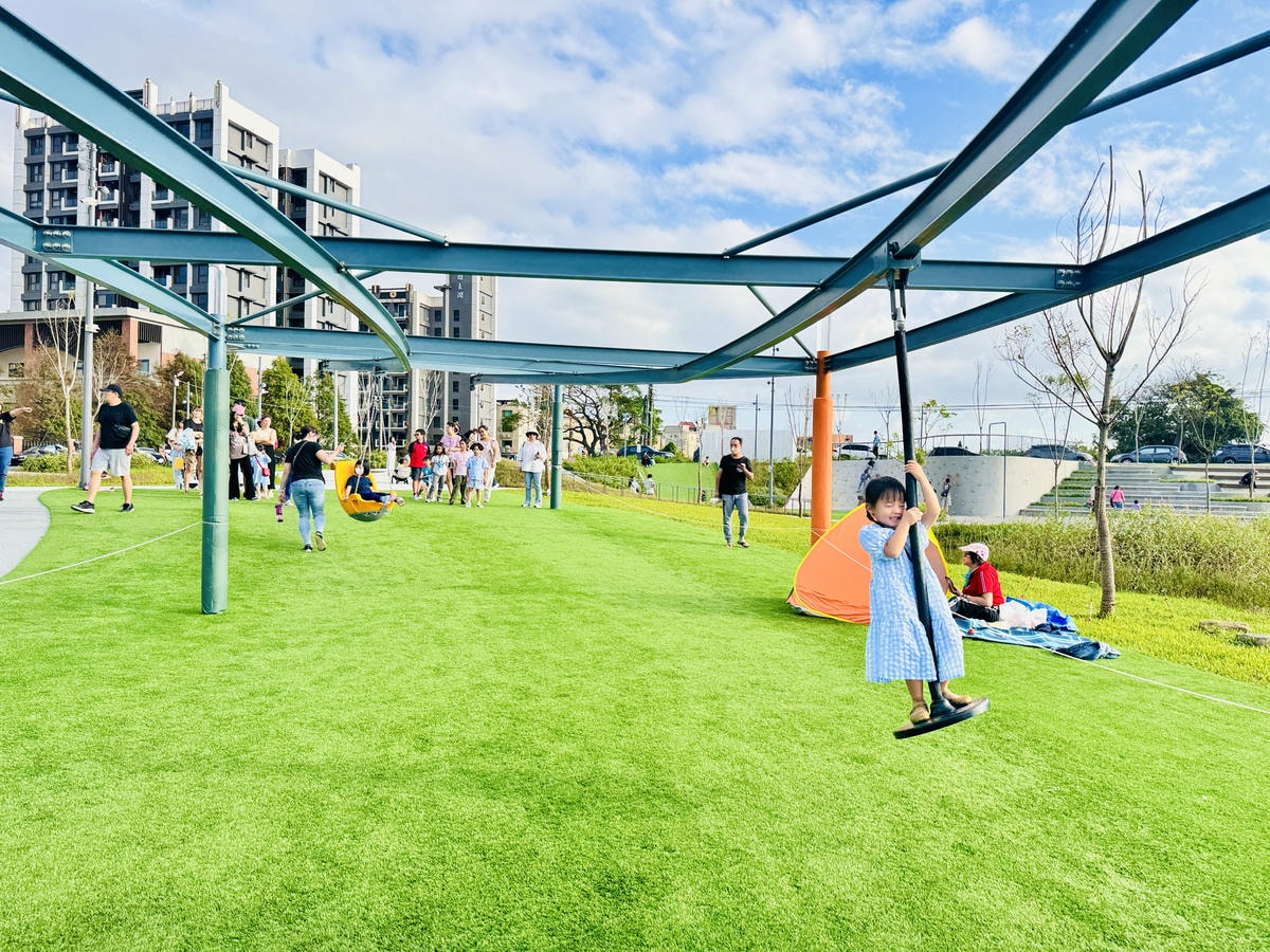 ★桃園親子景點推薦★桃園最新特色遊戲場『華興池生態埤塘公園』 ★桃園親子景點推薦★桃園最新特色遊戲場『華興池生態埤塘公園』