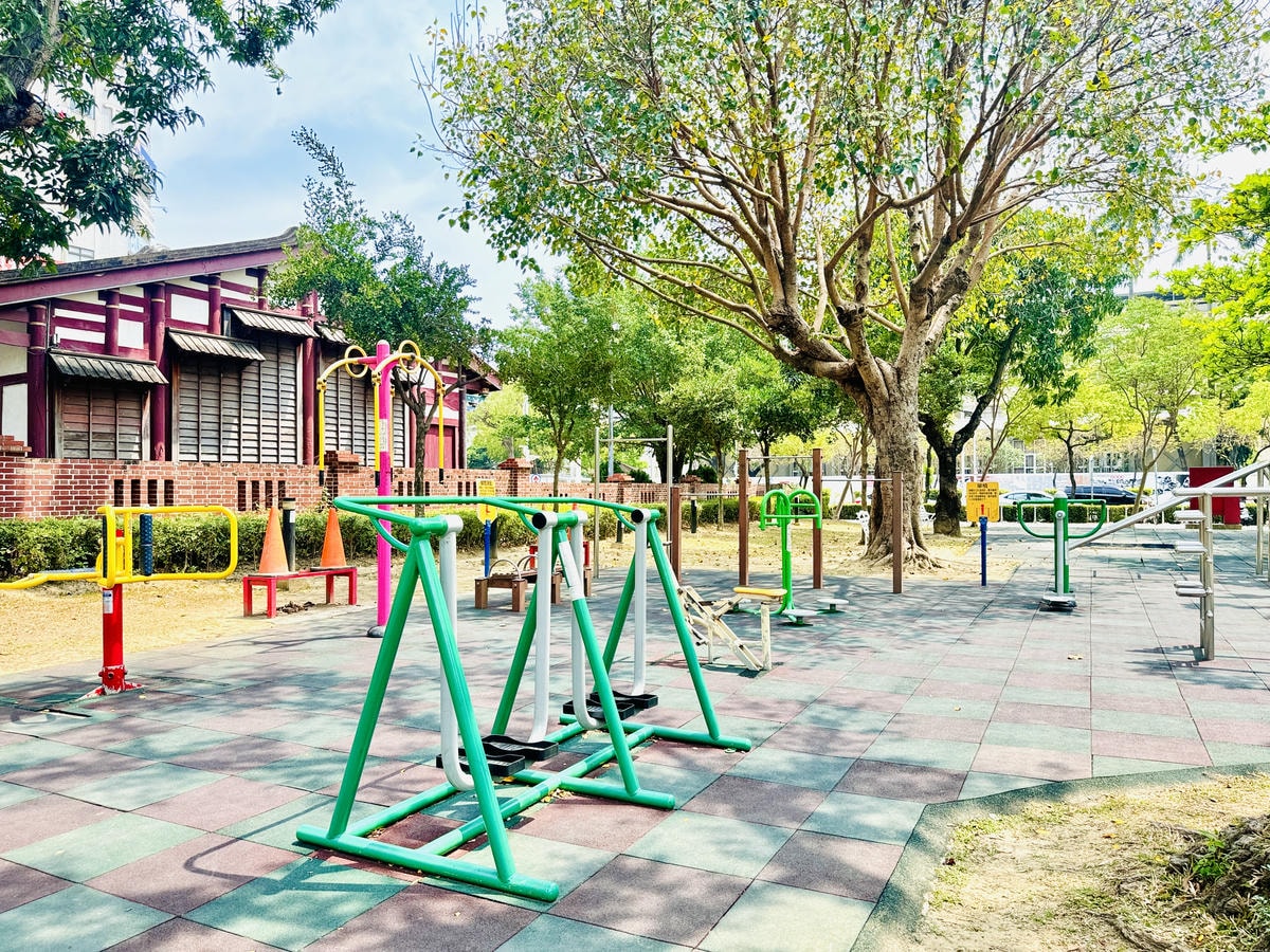 ★嘉義親子景點推薦★超萌青蛙主題『文化公園-諸羅樹蛙遊戲場』