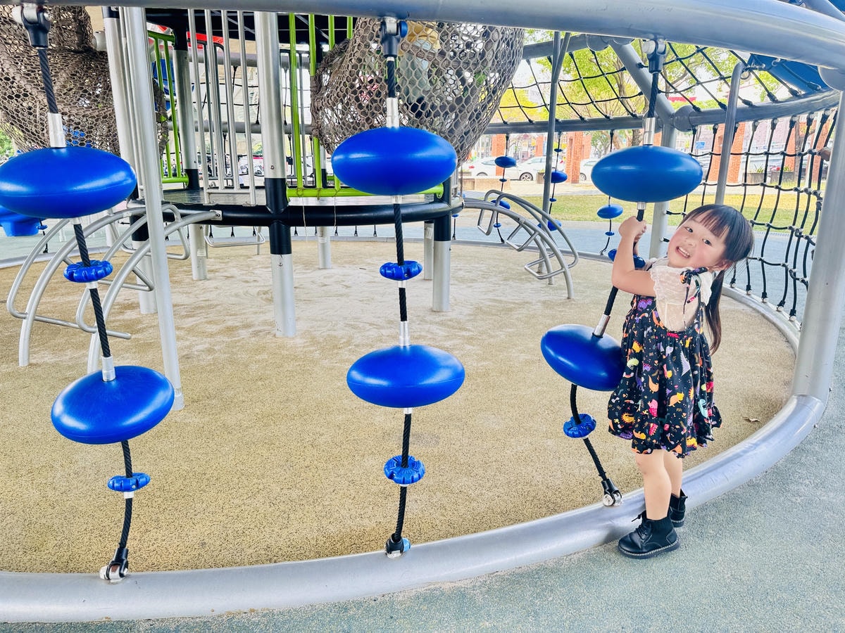 ★嘉義親子景點推薦★超吸睛飛碟機器人設計『番仔溝公園』,木造 ★嘉義親子景點推薦★超吸睛飛碟機器人設計『番仔溝公園』,木造