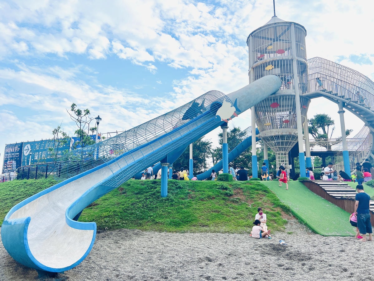★桃園●觀音*水之丘特色公園*來趣玩藍白色系度假風的滑水道, ★桃園●觀音*水之丘特色公園*來趣玩藍白色系度假風的滑水道,