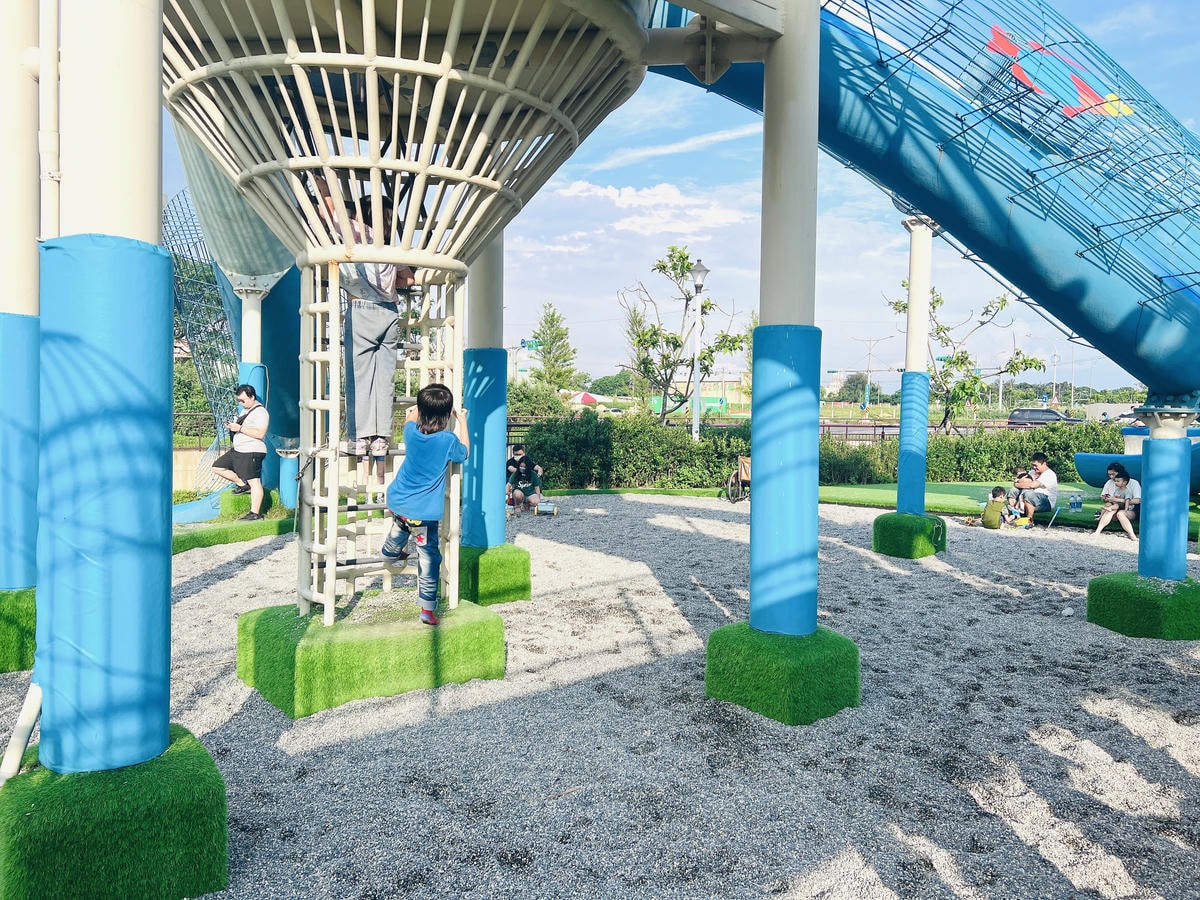 ★桃園●觀音*水之丘特色公園*來趣玩藍白色系度假風的滑水道, ★桃園●觀音*水之丘特色公園*來趣玩藍白色系度假風的滑水道,