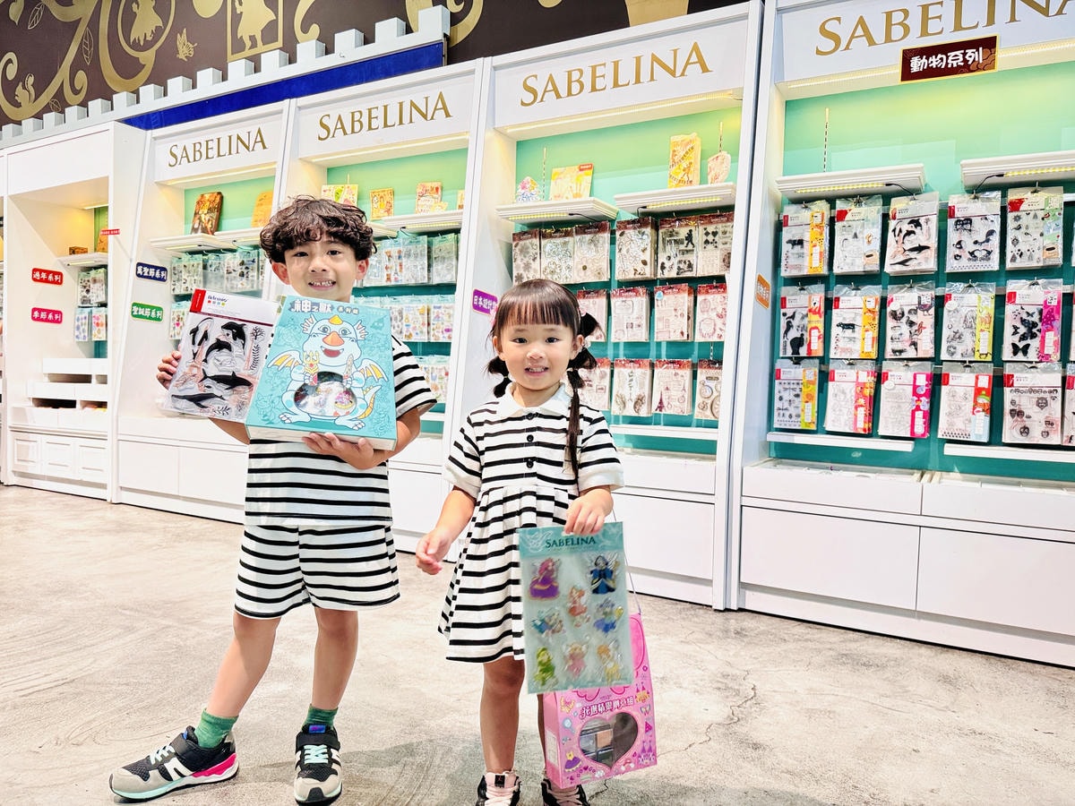 ★宜蘭親子景點推薦★莎貝莉娜精靈印畫學院,印章觀光工廠搖身一 ★宜蘭親子景點推薦★莎貝莉娜精靈印畫學院,印章觀光工廠搖身一