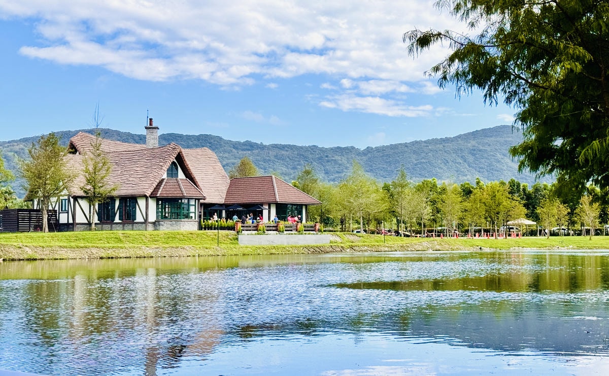 ★花蓮●壽豐＊星巴克理想門市，一秒到歐洲，最新秘境絕美的童話