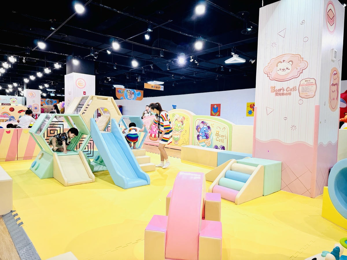 ★台北親子室內景點推薦★貝兒絲咖啡BEAR'S CAFE ★台北親子室內景點推薦★貝兒絲咖啡BEAR'S CAFE
