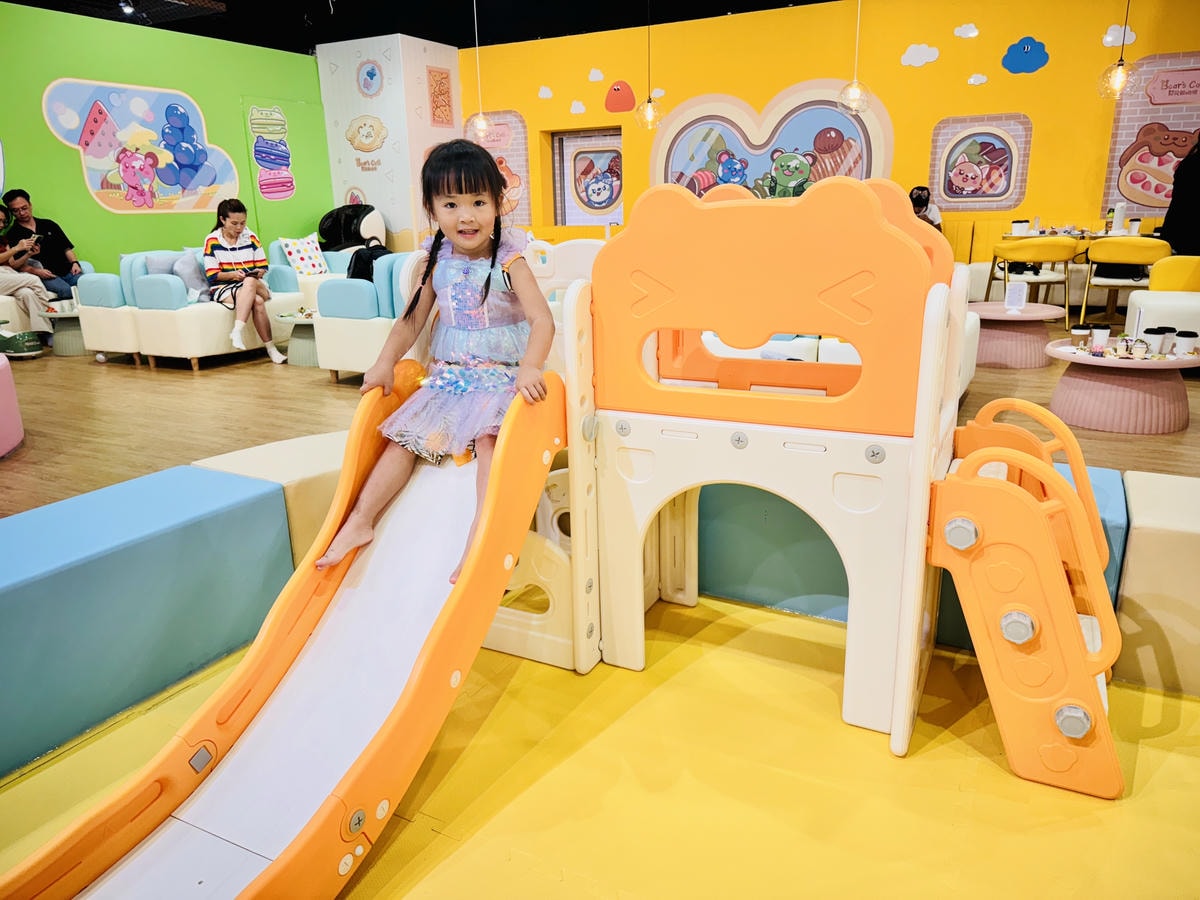 ★台北親子室內景點推薦★貝兒絲咖啡BEAR'S CAFE ★台北親子室內景點推薦★貝兒絲咖啡BEAR'S CAFE