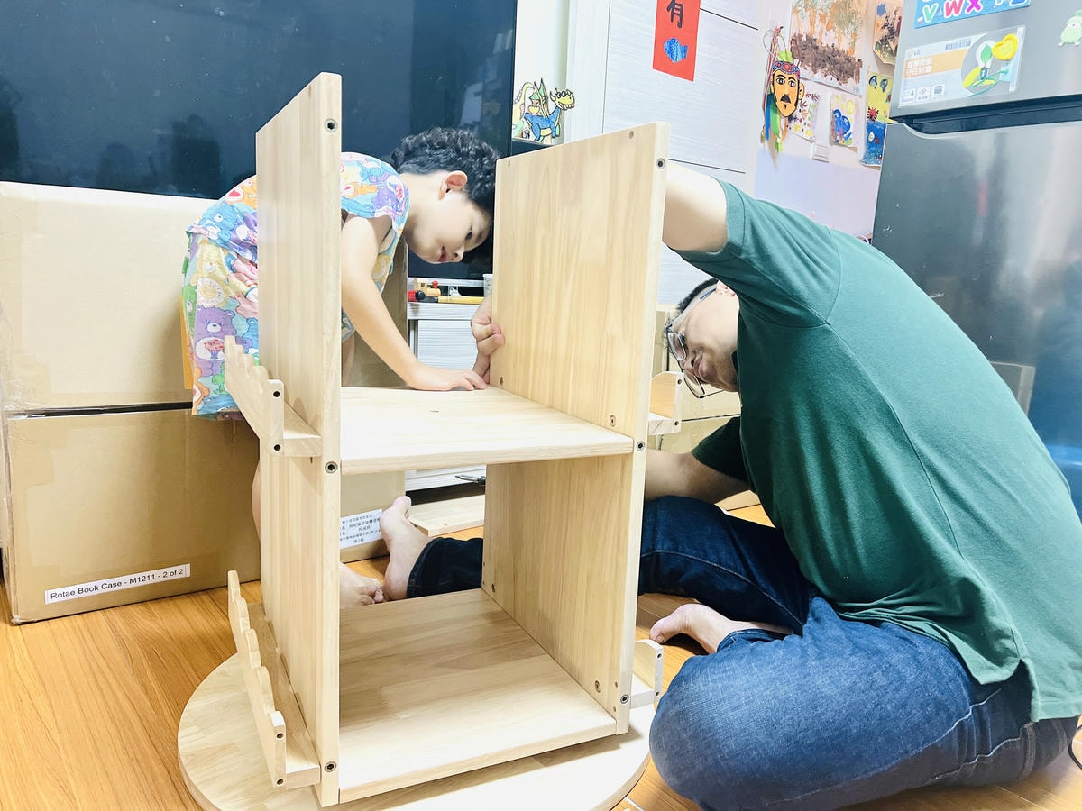 ★好物分享★ Man & Kids 無限探索旋轉書櫃,超推薦 ★好物分享★ Man & Kids 無限探索旋轉書櫃,超推薦