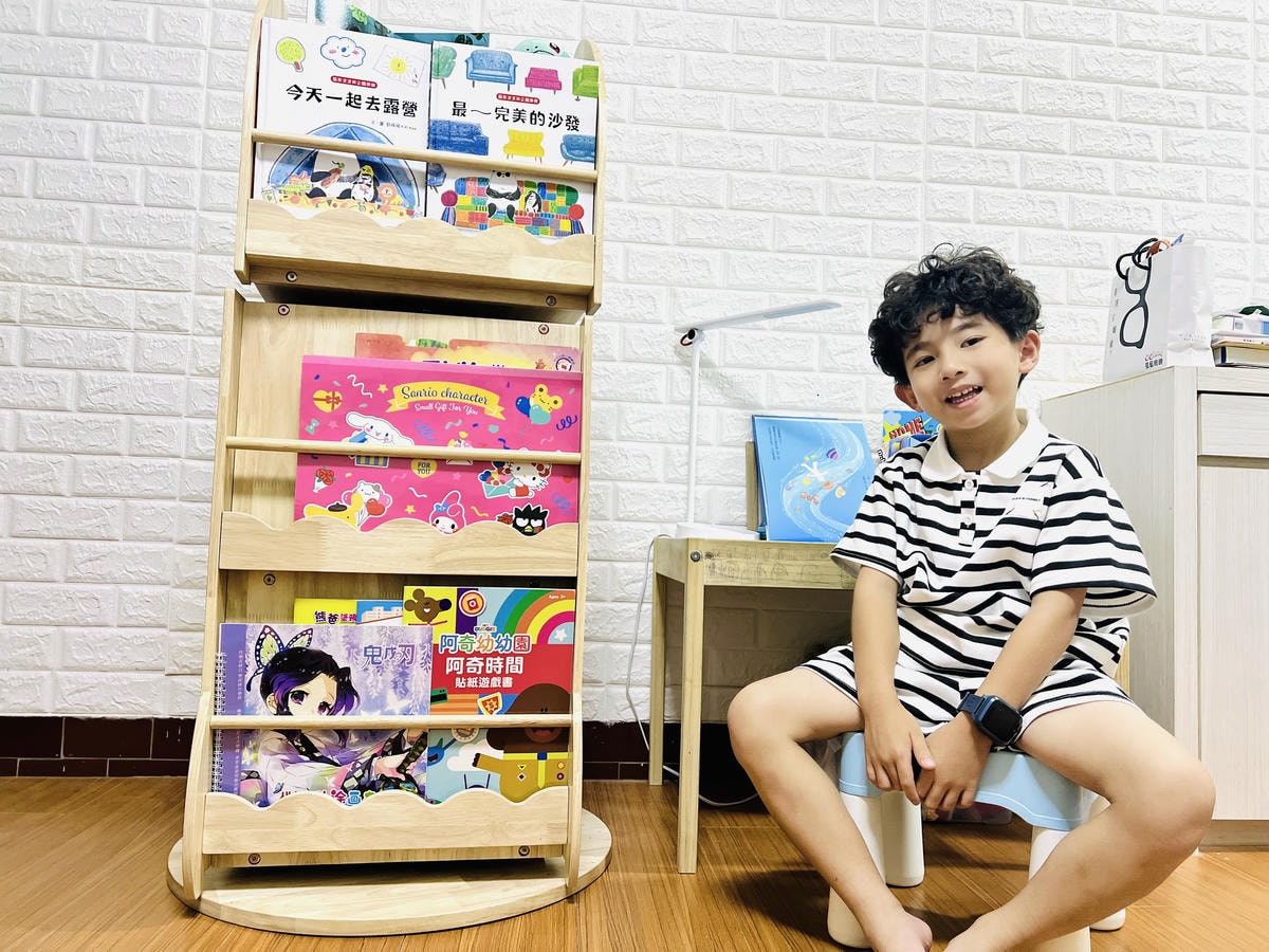 ★好物分享★ Man & Kids 無限探索旋轉書櫃,超推薦 ★好物分享★ Man & Kids 無限探索旋轉書櫃,超推薦