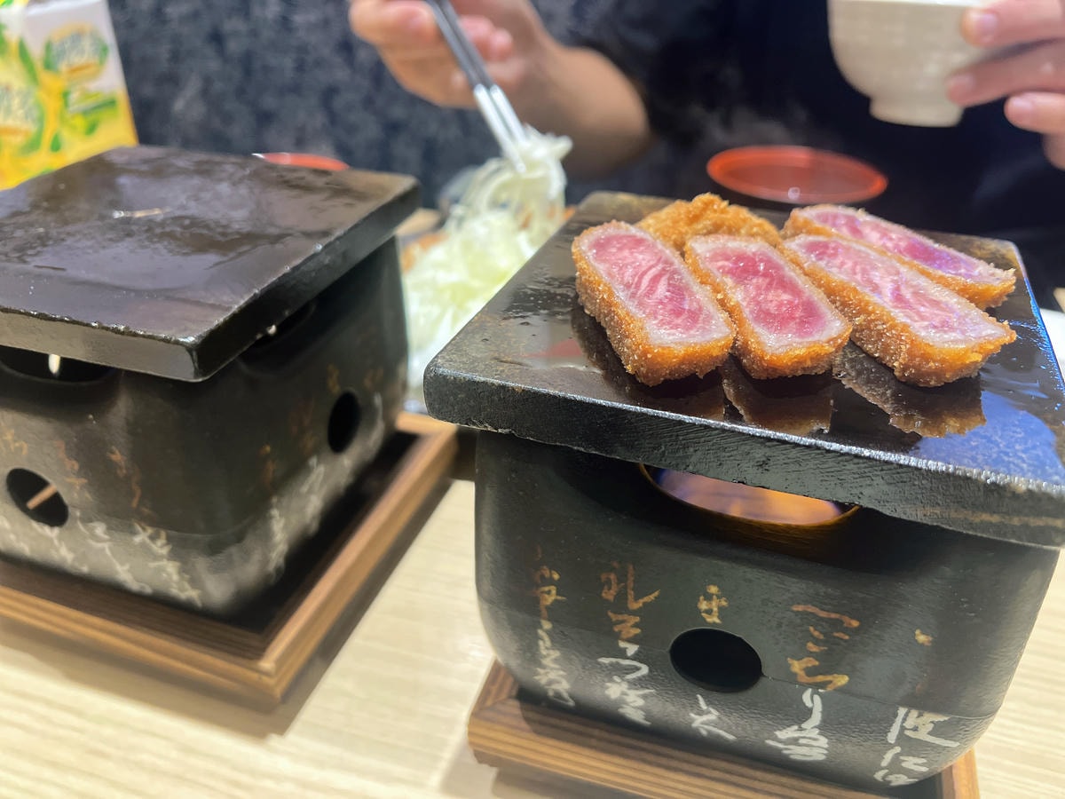 ★新北●林口三井*萬聖特輯---迷霧之都*四公尺高的超人力霸 ★新北●林口三井*萬聖特輯---迷霧之都*四公尺高的超人力霸