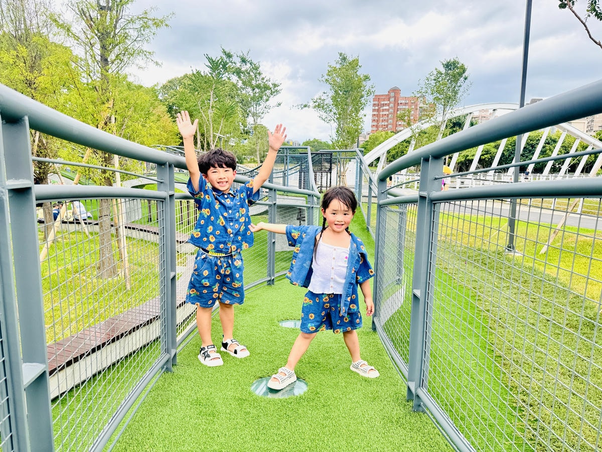 ★桃園親子景點推薦★桃園最新特色遊戲場『桃園第一河濱公園』, ★桃園親子景點推薦★桃園最新特色遊戲場『桃園第一河濱公園』,