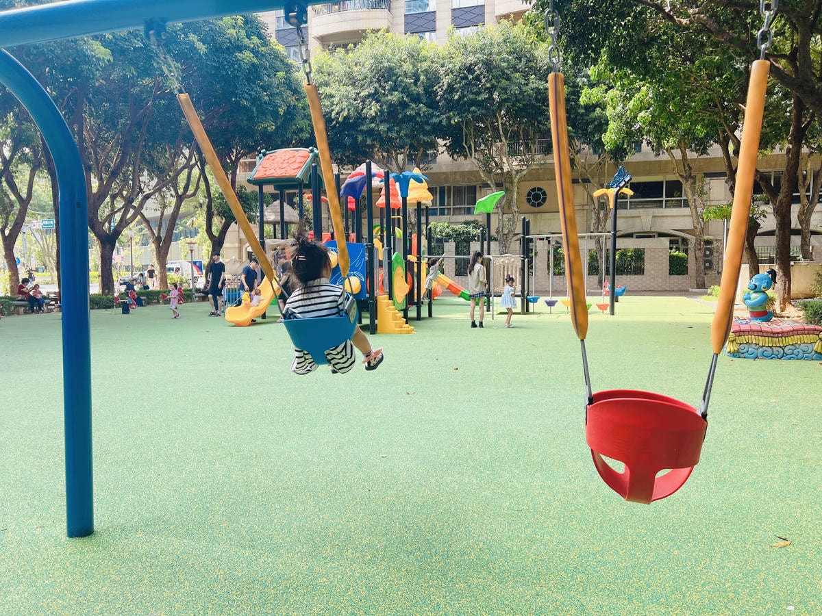 ★桃園★同安親子公園*鄰近全台最美圖書館的小綠地,溜滑梯、立 ★桃園★同安親子公園*鄰近全台最美圖書館的小綠地,溜滑梯、立
