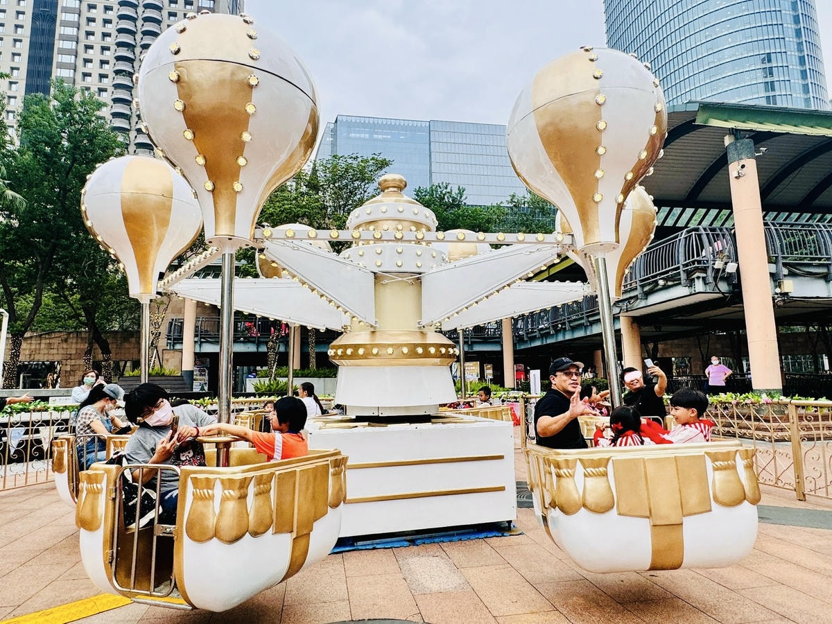 ★新北景點活動推薦★2024新北歡樂耶誕城,超絢麗的魔幻之城 ★新北景點活動推薦★2024新北歡樂耶誕城,超絢麗的魔幻之城