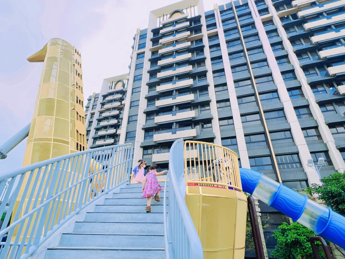 ★苗栗●頭份*音樂公園*七公尺高的薩克斯風特色公園,好玩又放 ★苗栗●頭份*音樂公園*七公尺高的薩克斯風特色公園,好玩又放