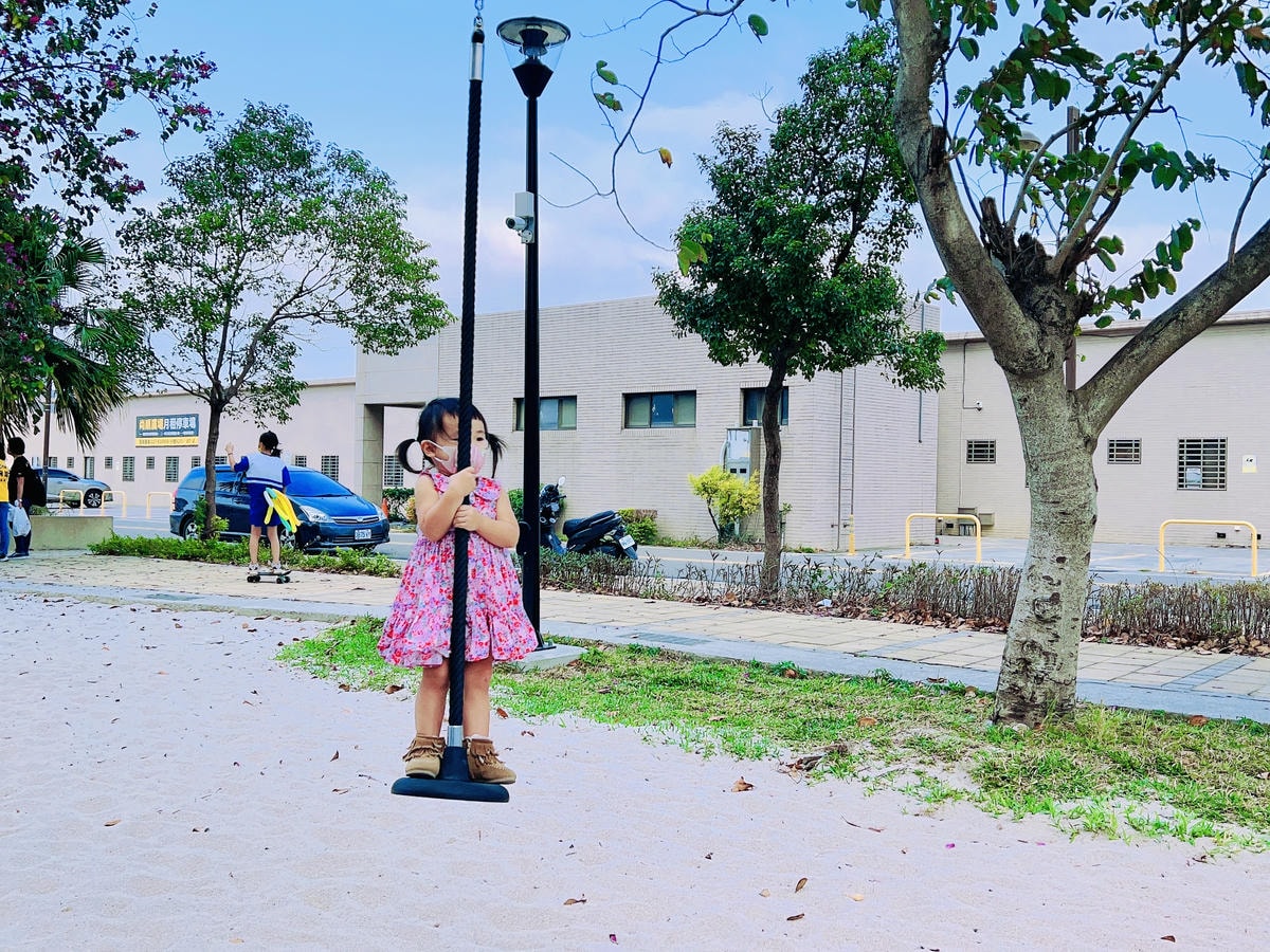 ★苗栗●頭份*音樂公園*七公尺高的薩克斯風特色公園,好玩又放 ★苗栗●頭份*音樂公園*七公尺高的薩克斯風特色公園,好玩又放