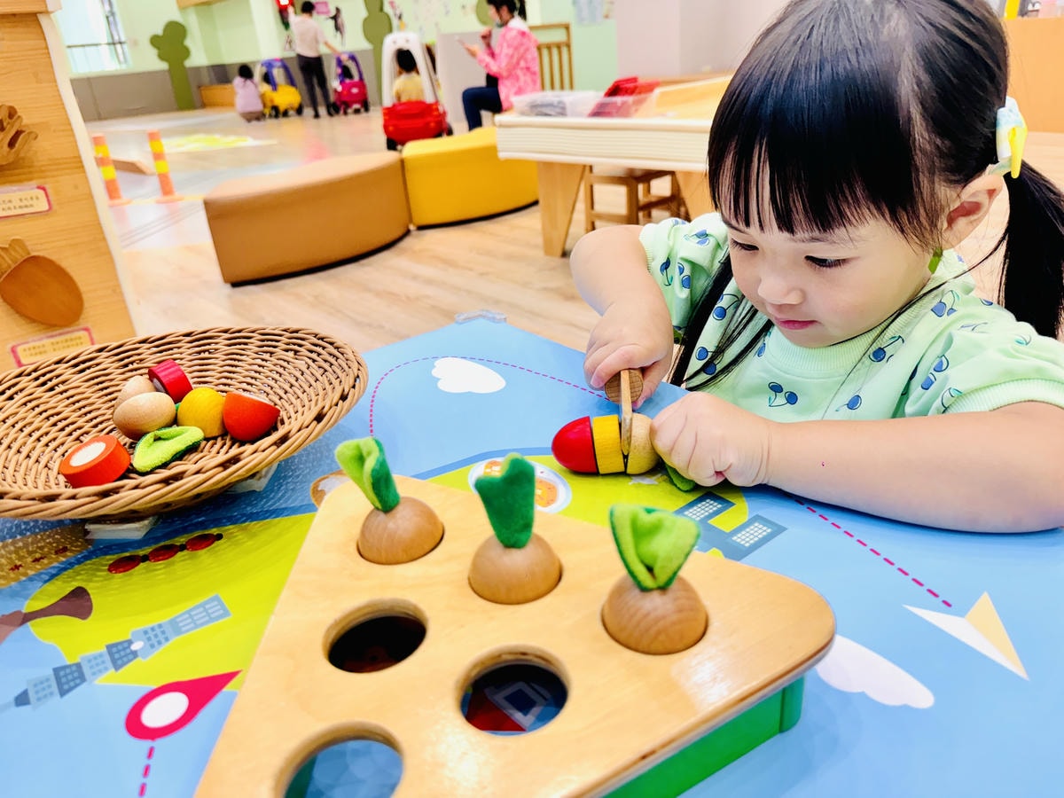 ★桃園親子景點推薦★以車車為主題的『中壢五權親子館』,超擬真 ★桃園親子景點推薦★以車車為主題的『中壢五權親子館』,超擬真