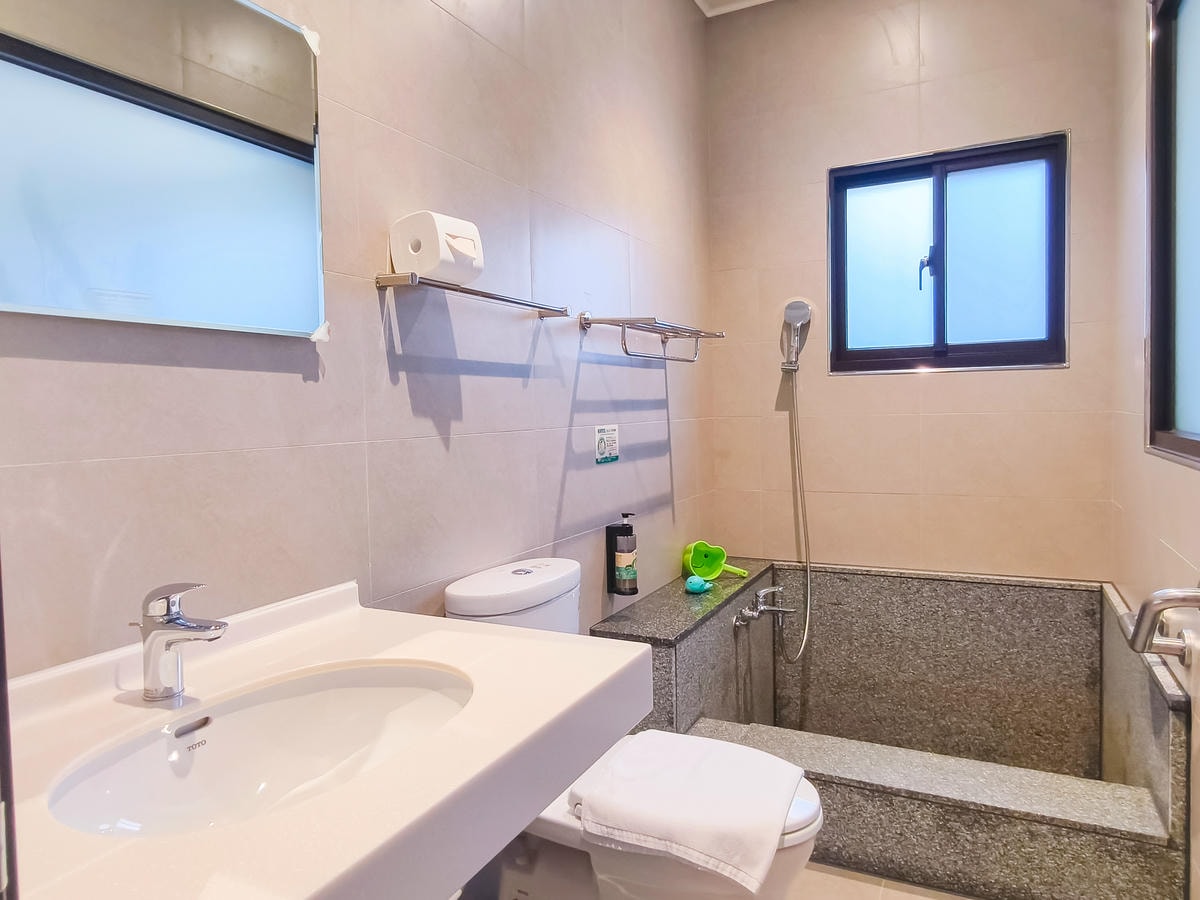 ★宜蘭包棟住宿推薦★龍潭湖居