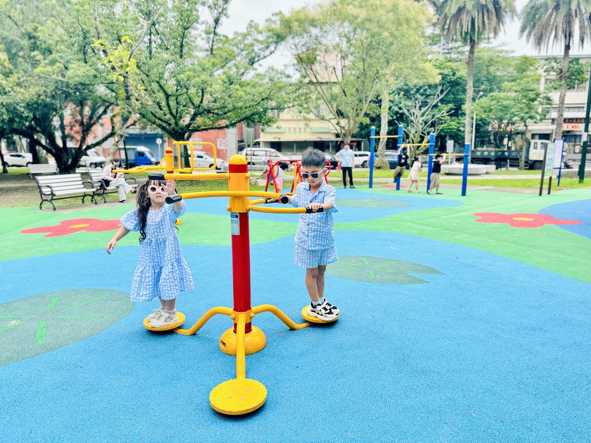 ★宜蘭親子景點推薦★宜蘭中山公園2.0全新登場,青蛙主題遊戲 ★宜蘭親子景點推薦★宜蘭中山公園2.0全新登場,青蛙主題遊戲