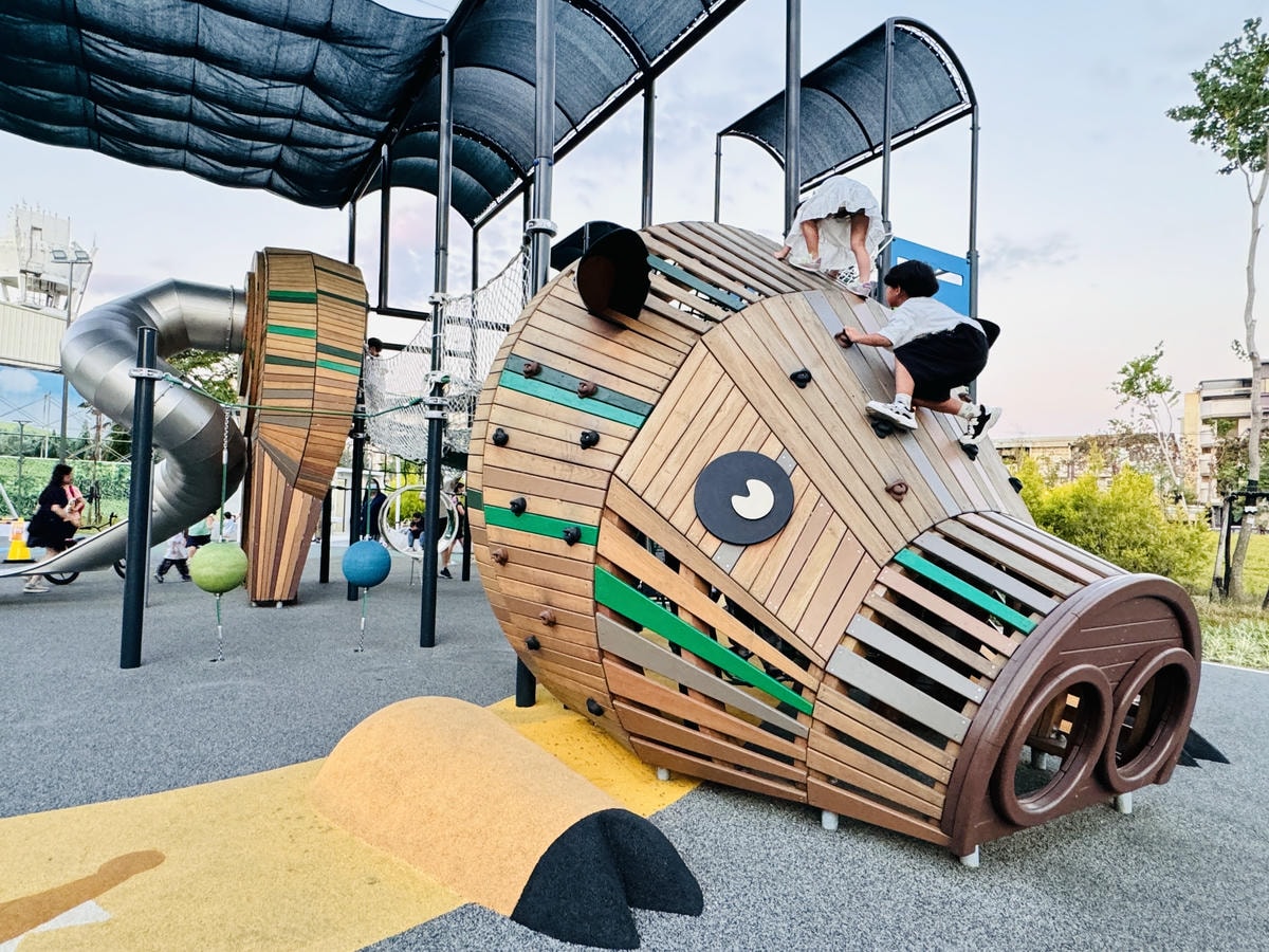 ★台中親子景點推薦★台中最新特色遊戲場『豬事圓滿公園』,全台 ★台中親子景點推薦★台中最新特色遊戲場『豬事圓滿公園』,全台