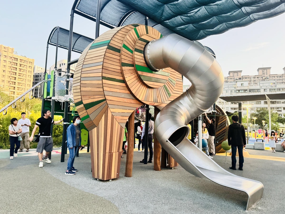 ★台中親子景點推薦★台中最新特色遊戲場『豬事圓滿公園』,全台 ★台中親子景點推薦★台中最新特色遊戲場『豬事圓滿公園』,全台