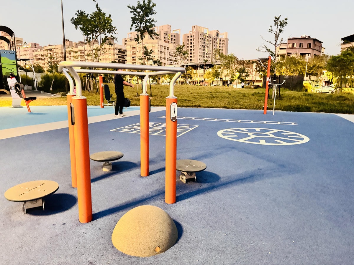 ★台中親子景點推薦★台中最新特色遊戲場『豬事圓滿公園』,全台 ★台中親子景點推薦★台中最新特色遊戲場『豬事圓滿公園』,全台