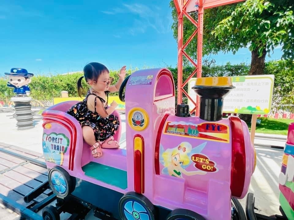 ★嘉義親子景點推薦★可愛繽紛的『果然茶香觀光園區』,騎車車、 ★嘉義親子景點推薦★可愛繽紛的『果然茶香觀光園區』,騎車車、