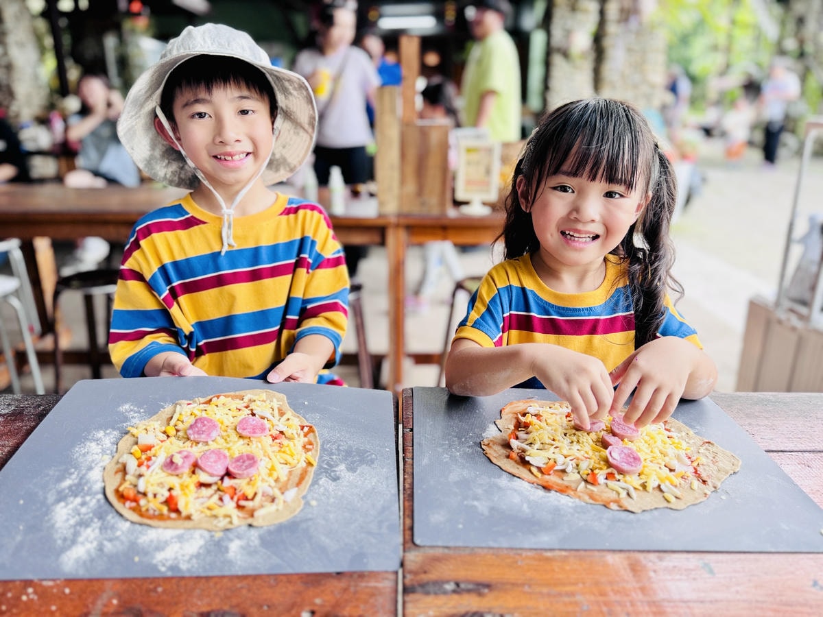 ★嘉義親子露營住宿推薦★『築夢森居』體驗一泊二食野奢露營車，