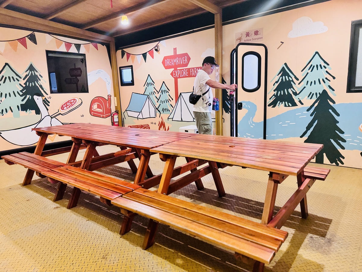 ★嘉義親子露營住宿推薦★『築夢森居』體驗一泊二食野奢露營車，