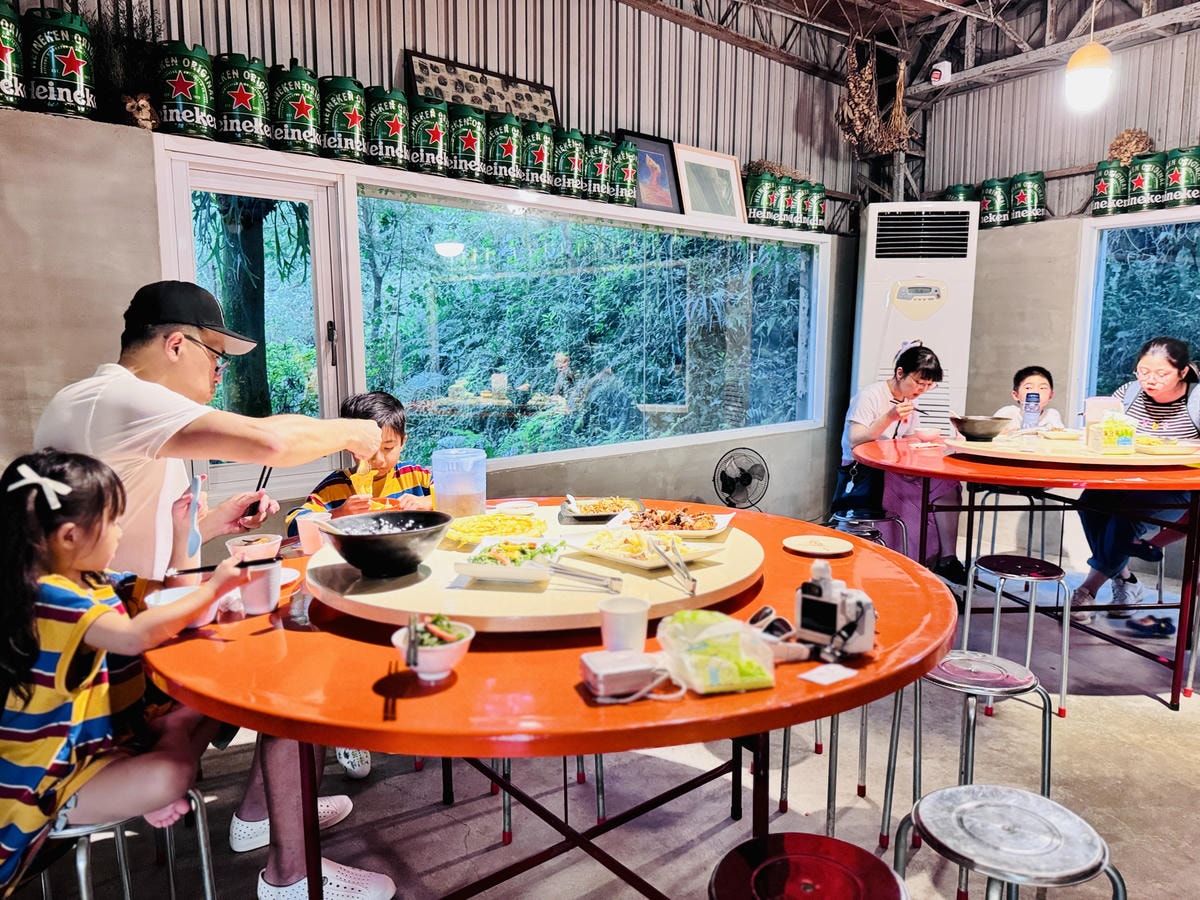 ★嘉義親子露營住宿推薦★『築夢森居』體驗一泊二食野奢露營車，