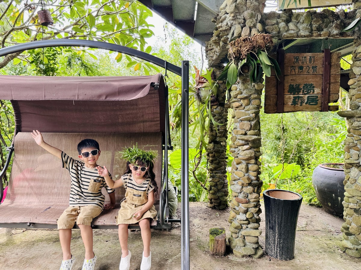 ★嘉義親子露營住宿推薦★『築夢森居』體驗一泊二食野奢露營車，