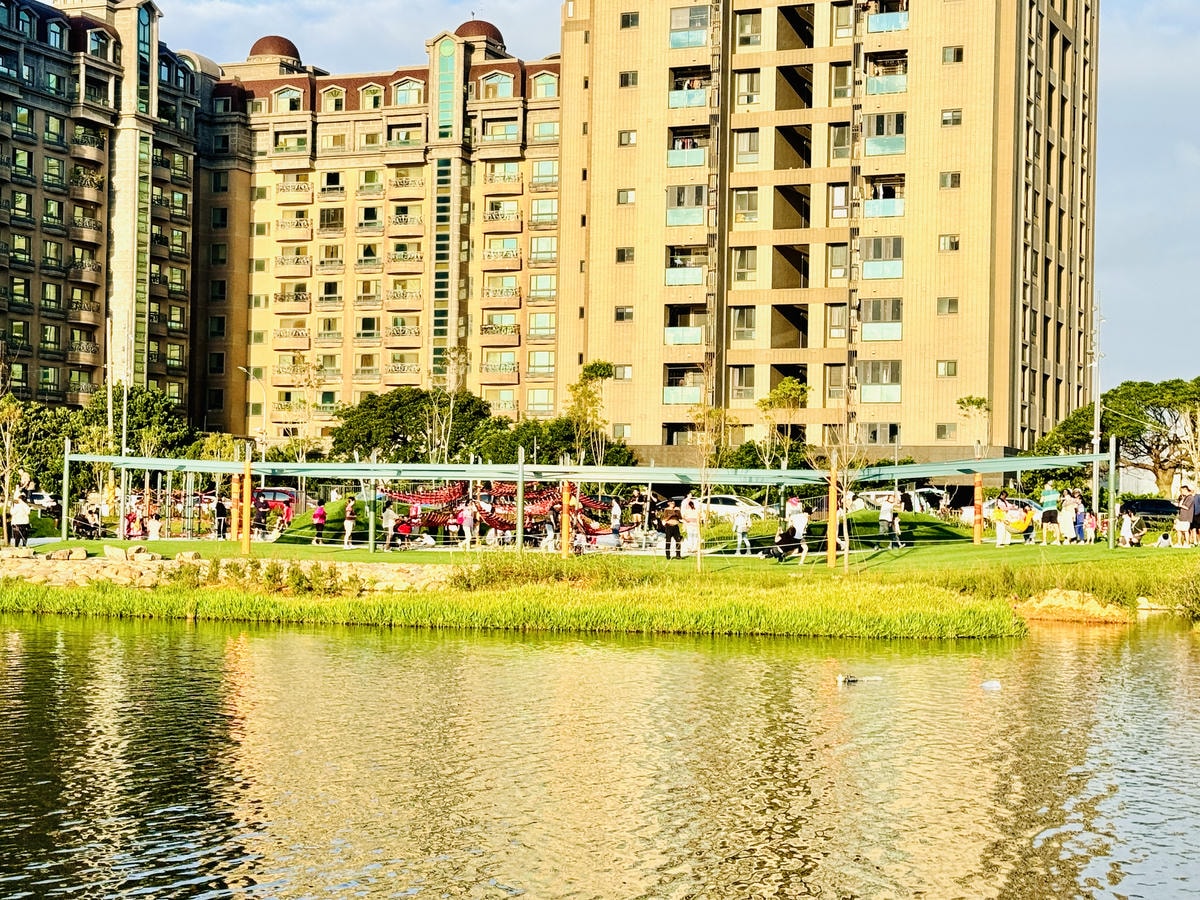★桃園親子景點推薦★桃園最新特色遊戲場『華興池生態埤塘公園』 ★桃園親子景點推薦★桃園最新特色遊戲場『華興池生態埤塘公園』