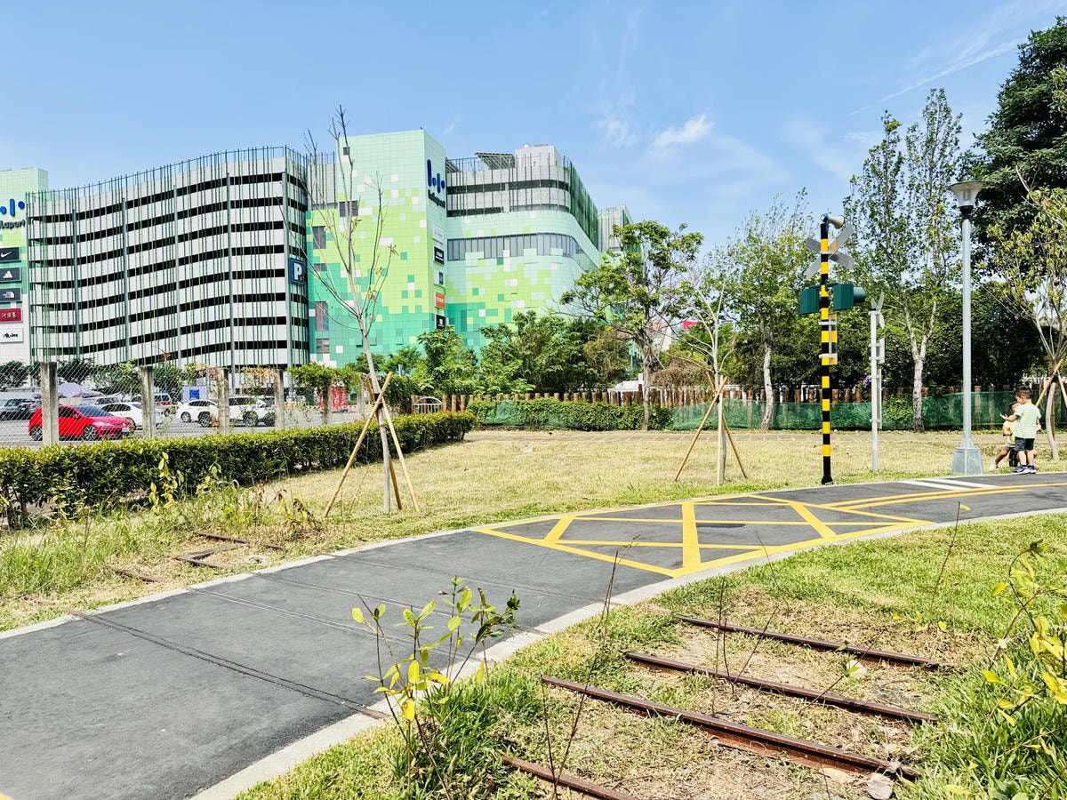 ★台中親子景點推薦★泉源兒童主題特色遊戲場,台中首座兒童交通 ★台中親子景點推薦★泉源兒童主題特色遊戲場,台中首座兒童交通